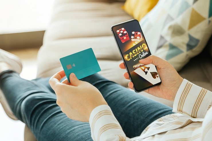 Tata letak meja French Roulette di kisaran toto menunjukkan area penempatan taruhan dan nomor-nomor